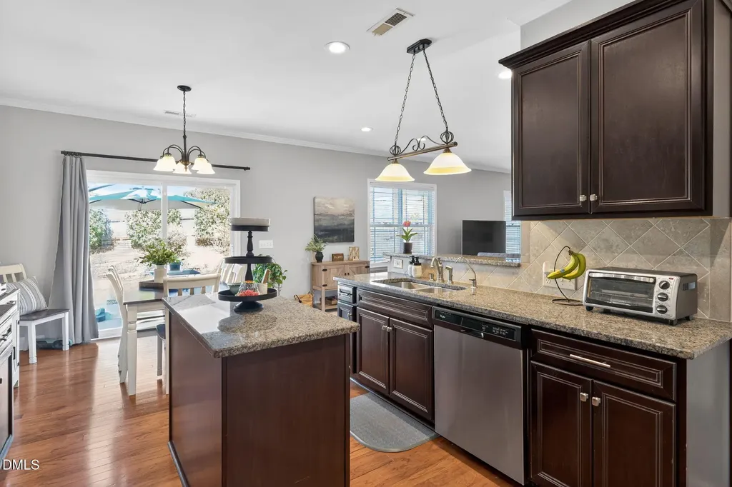 5720 Lumiere Street Holly Springs NC 27540