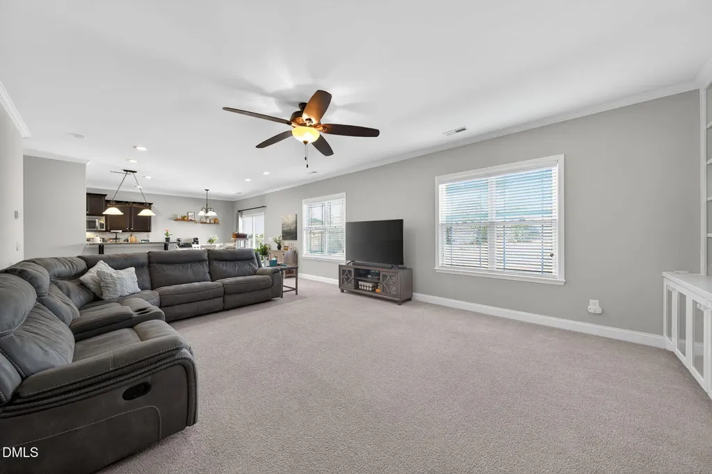 5720 Lumiere Street Holly Springs NC 27540