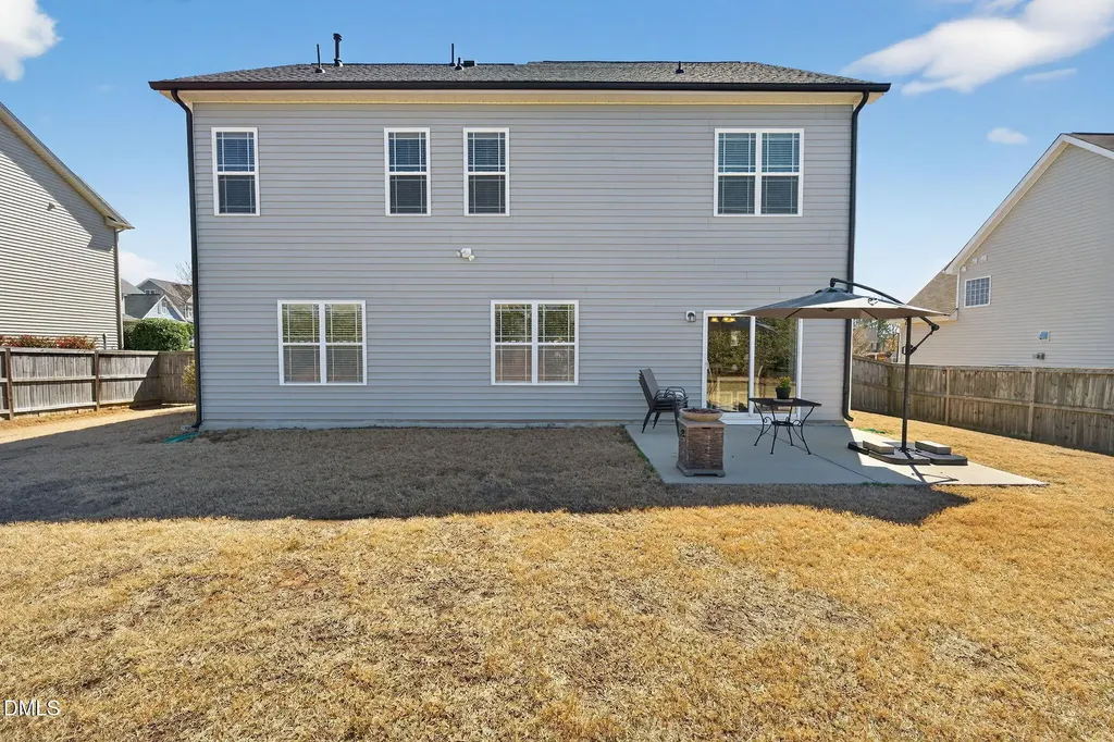 5720 Lumiere Street Holly Springs NC 27540