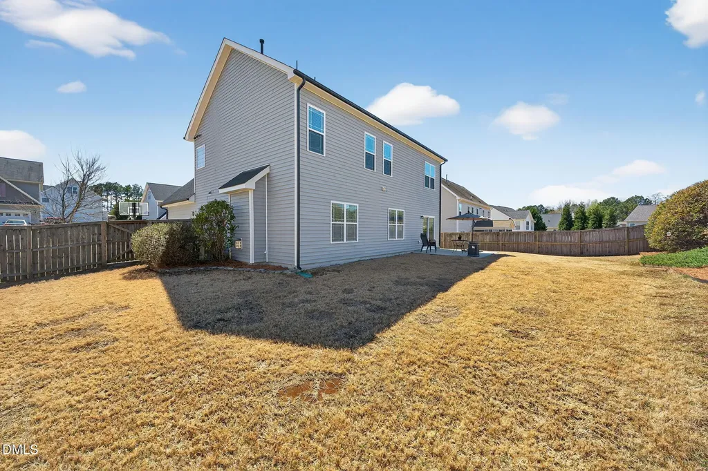 5720 Lumiere Street Holly Springs NC 27540