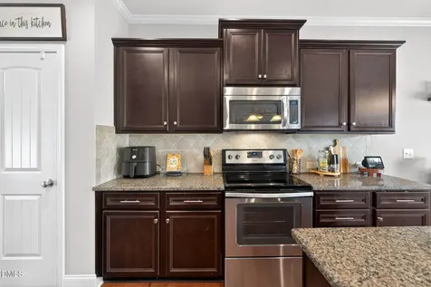 5720 Lumiere Street Holly Springs NC 27540