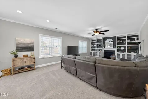 5720 Lumiere Street Holly Springs NC 27540
