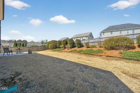 5720 Lumiere Street Holly Springs NC 27540