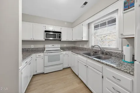 102 Lake Hollow Circle Cary NC 27513