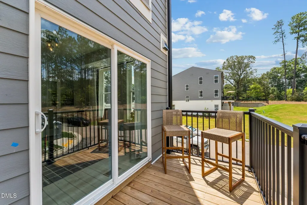 148 N White Street Wake Forest NC 27587