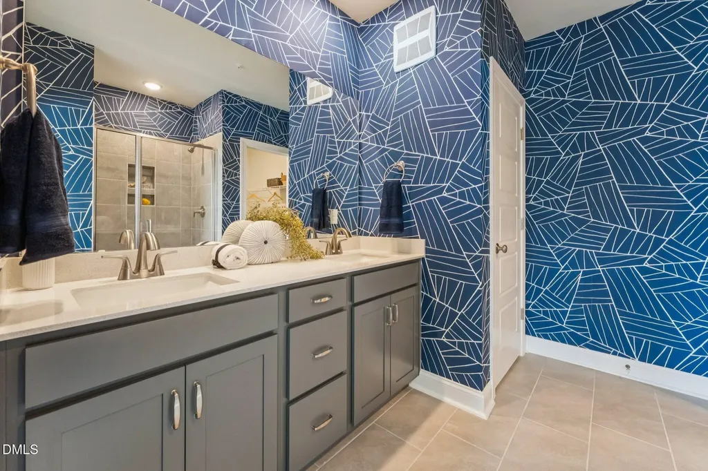 148 N White Street Wake Forest NC 27587