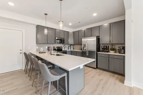 148 N White Street Wake Forest NC 27587