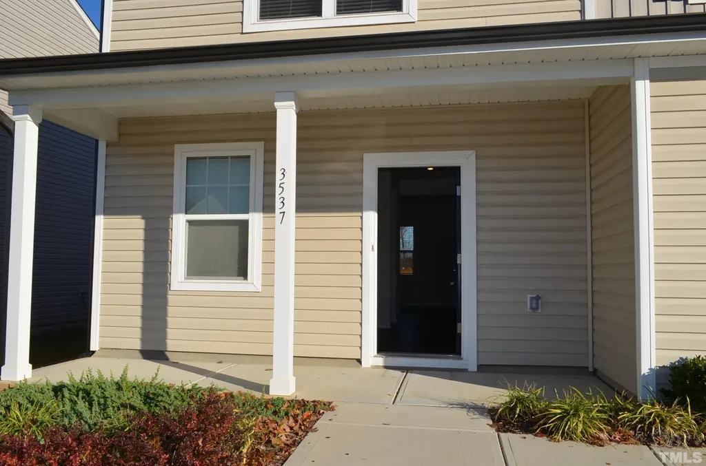 3537 Pinnacle Peak Drive Raleigh NC 27604