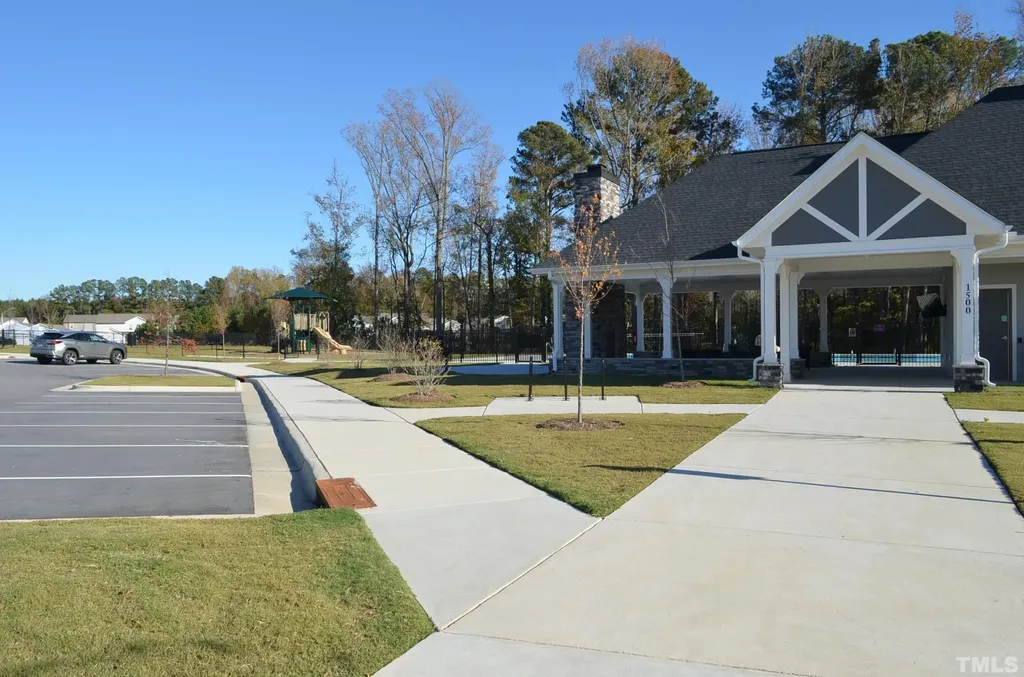 3537 Pinnacle Peak Drive Raleigh NC 27604