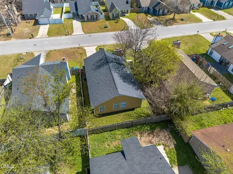 516 Auburndale Lane Fayetteville NC 28314