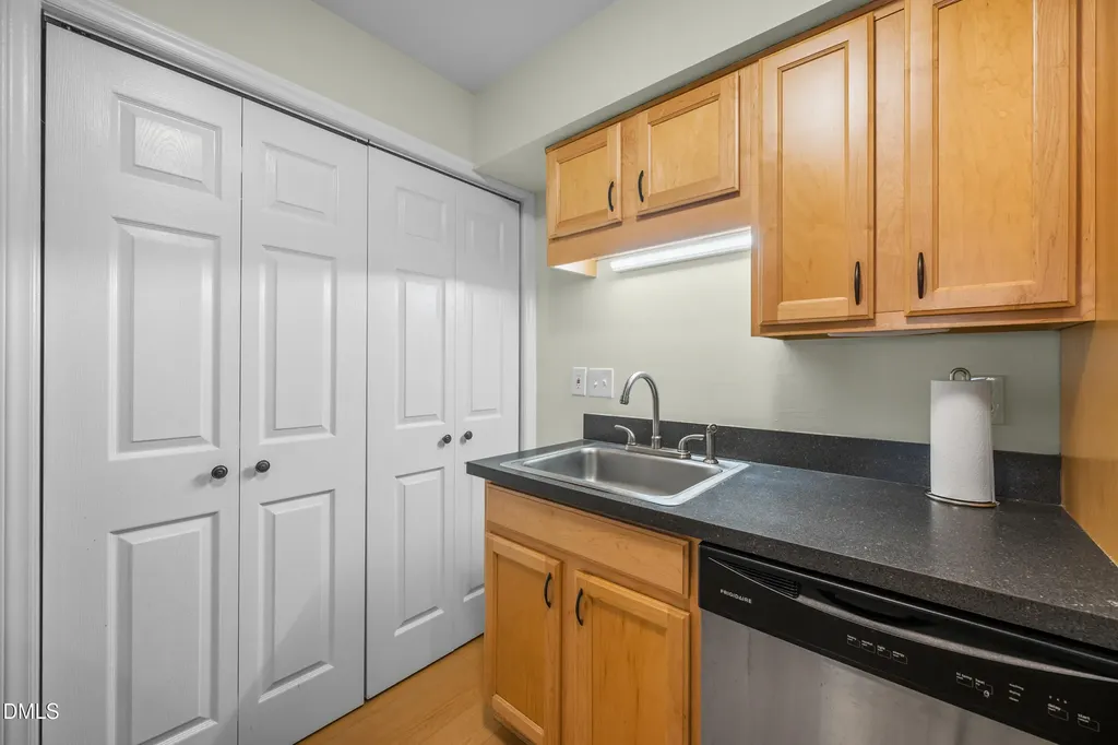 1312 Hillbrow Lane Raleigh NC 27615