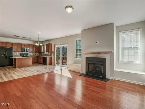 810 Howdenshire Knightdale NC 27545