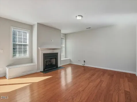 810 Howdenshire Knightdale NC 27545