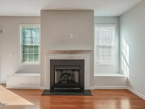 810 Howdenshire Knightdale NC 27545