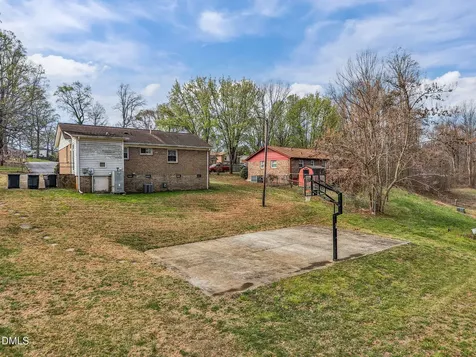 2419 Fernbrook Road Greensboro NC 27405