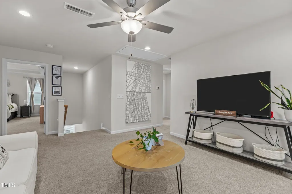25 Hartford Lane Fuquay Varina NC 27526
