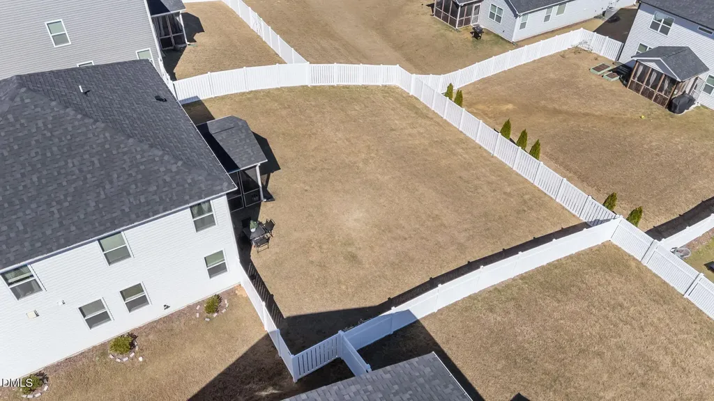 25 Hartford Lane Fuquay Varina NC 27526