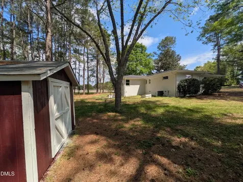 194 Furney Pearce Road Zebulon NC 27597