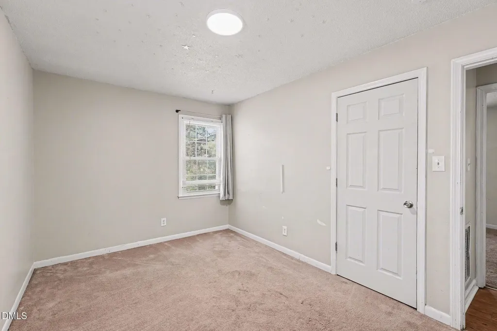 301 Lane Of Sir Kay Garner NC 27529