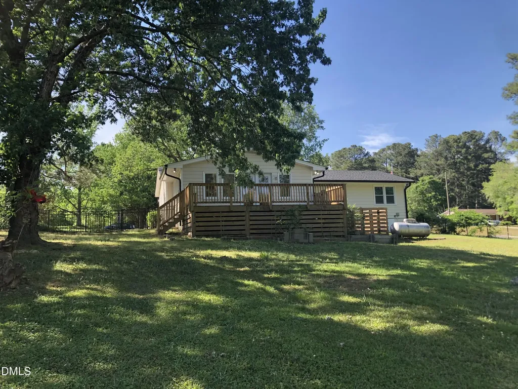 301 Lane Of Sir Kay Garner NC 27529