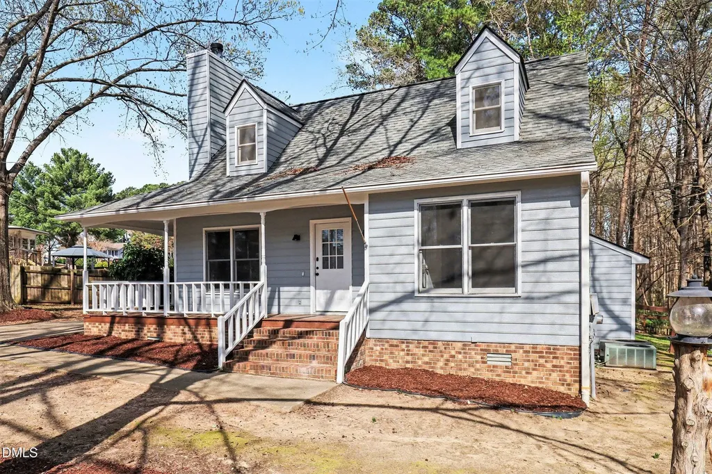 1912 Red Oak Lane Clayton NC 27520