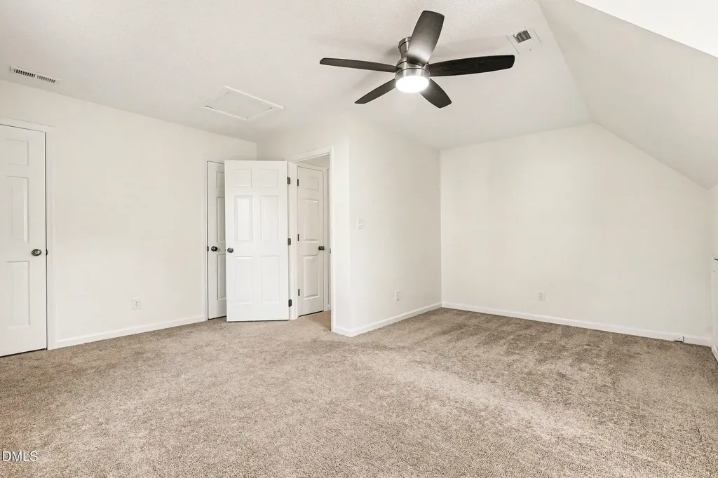 1912 Red Oak Lane Clayton NC 27520