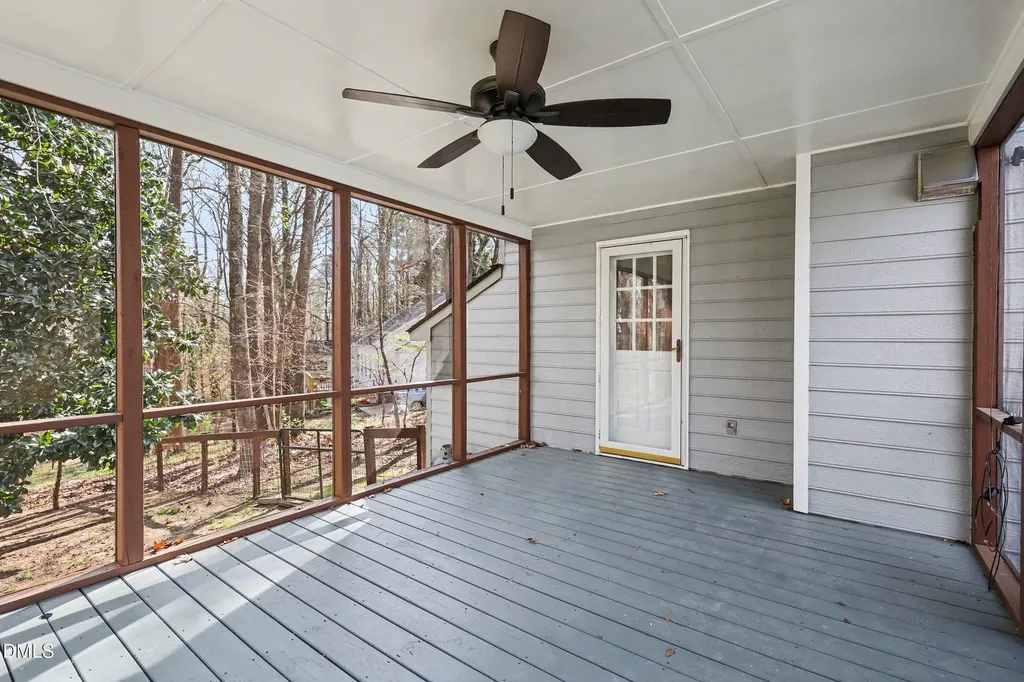 1912 Red Oak Lane Clayton NC 27520