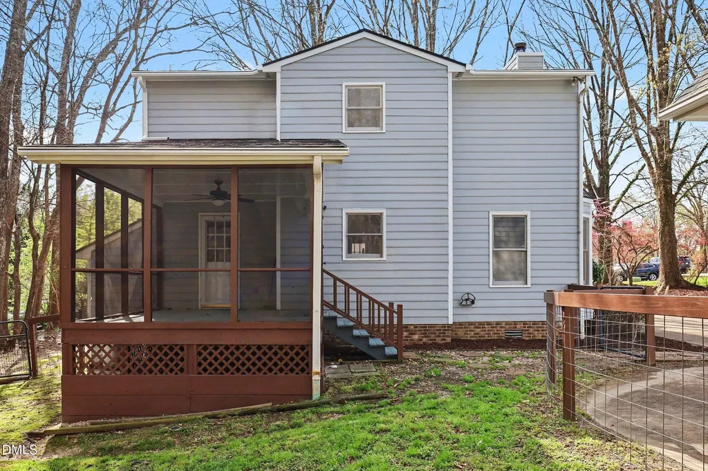 1912 Red Oak Lane Clayton NC 27520