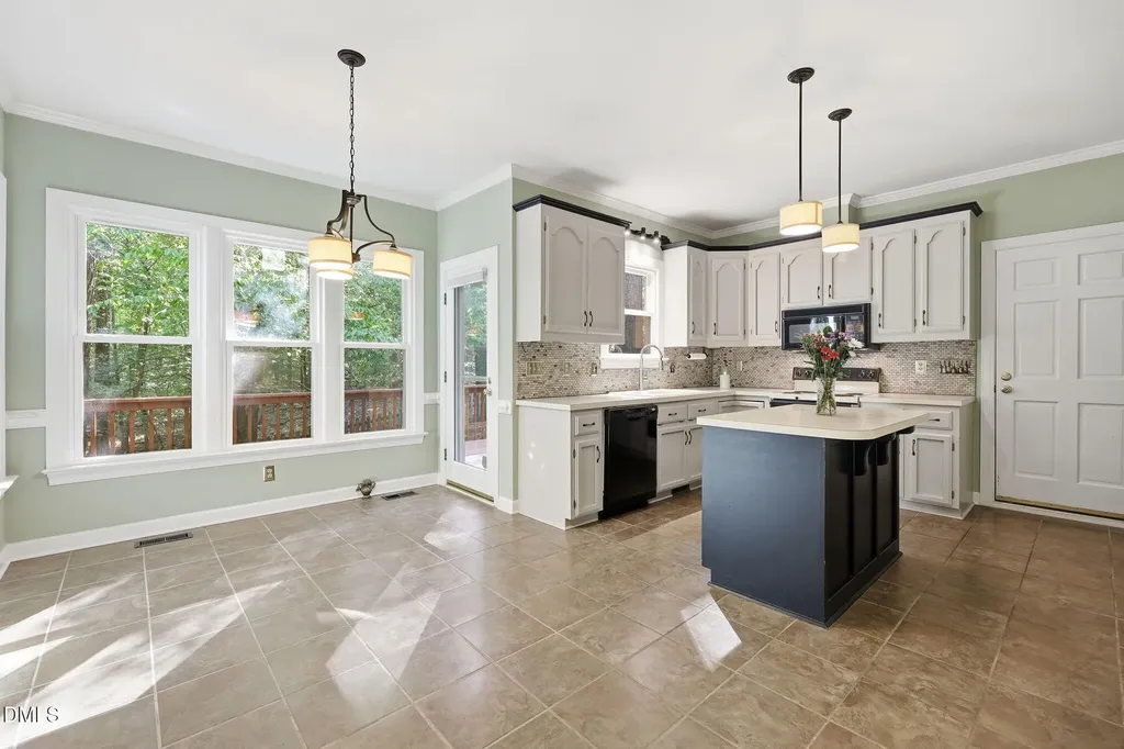 12204 Warwickshire Way Raleigh NC 27613