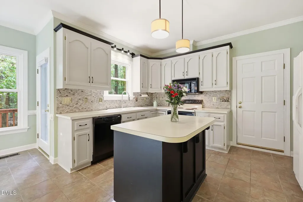 12204 Warwickshire Way Raleigh NC 27613