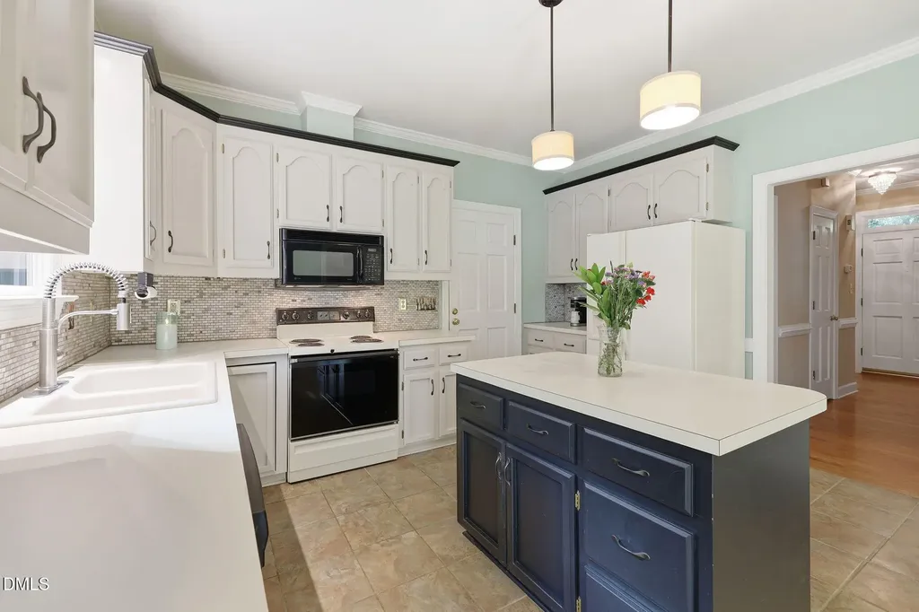 12204 Warwickshire Way Raleigh NC 27613