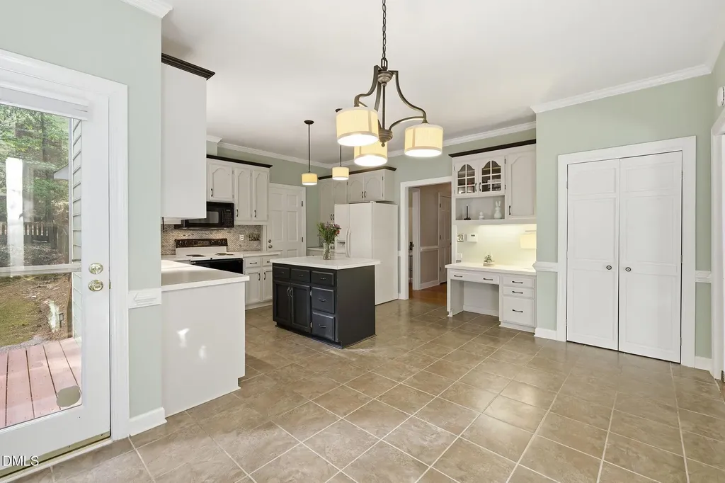 12204 Warwickshire Way Raleigh NC 27613