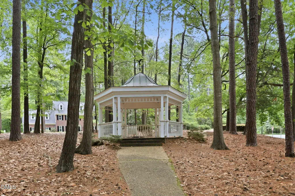 12204 Warwickshire Way Raleigh NC 27613