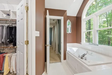 12204 Warwickshire Way Raleigh NC 27613
