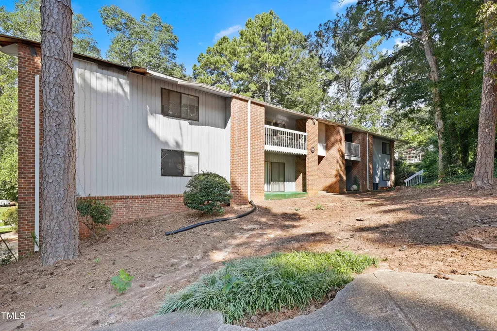 1010 Sandlin Place Raleigh NC 27606
