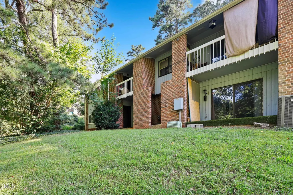 1010 Sandlin Place Raleigh NC 27606