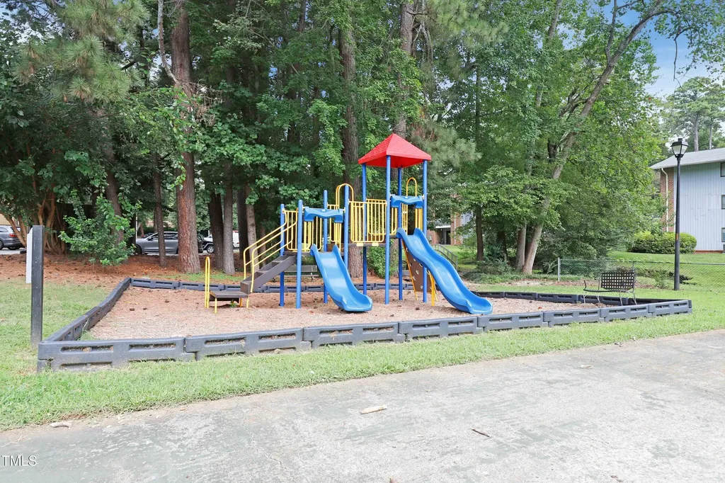 1010 Sandlin Place Raleigh NC 27606