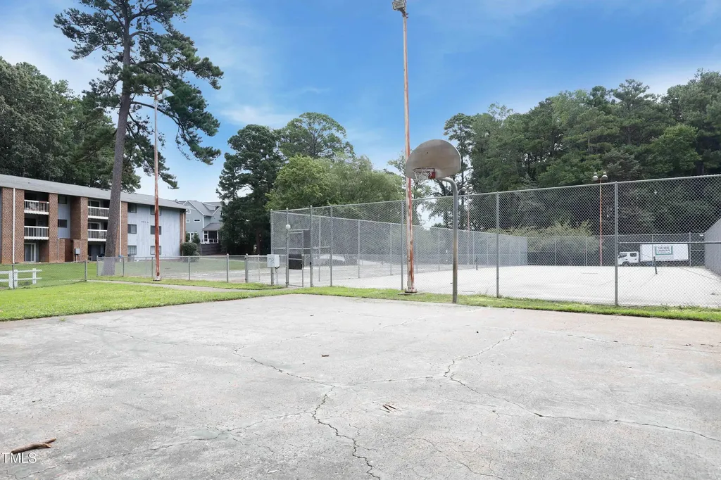 1010 Sandlin Place Raleigh NC 27606