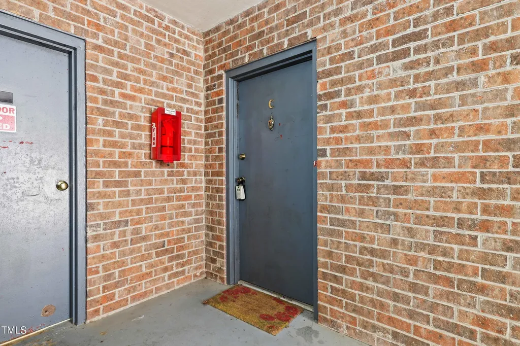 1010 Sandlin Place Raleigh NC 27606