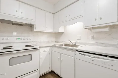 1010 Sandlin Place Raleigh NC 27606