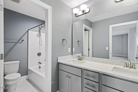 3082 Cascade Drive Burlington NC 27217