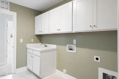 3082 Cascade Drive Burlington NC 27217