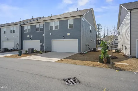 2542 Hutch Lane Apex NC 27523
