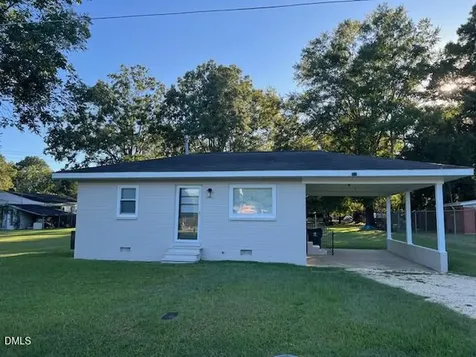 603 Maple Avenue Four Oaks NC 27524