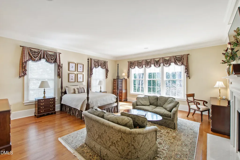 440 Drummond Drive Raleigh NC 27609