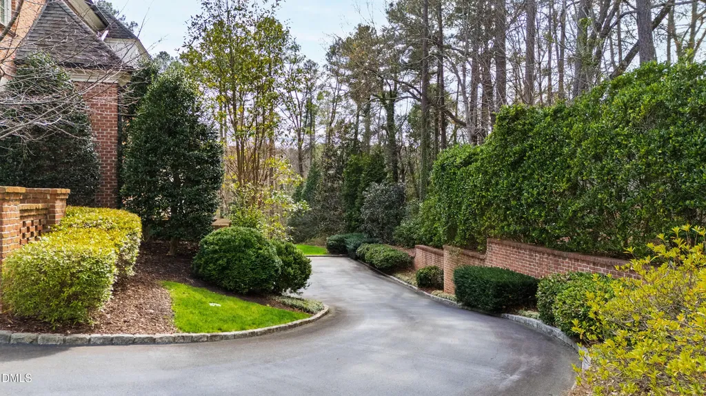 440 Drummond Drive Raleigh NC 27609