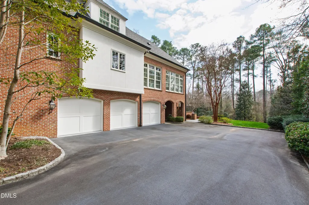 440 Drummond Drive Raleigh NC 27609