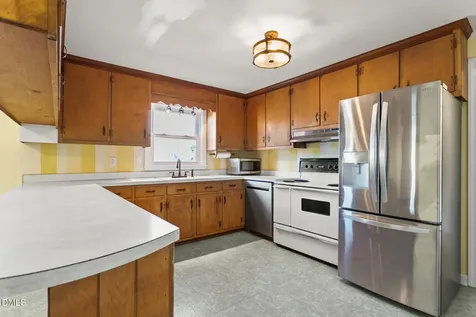 2221 Gerringer Mill Road Elon NC 27244