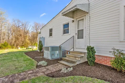 2221 Gerringer Mill Road Elon NC 27244