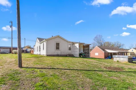 2221 Gerringer Mill Road Elon NC 27244